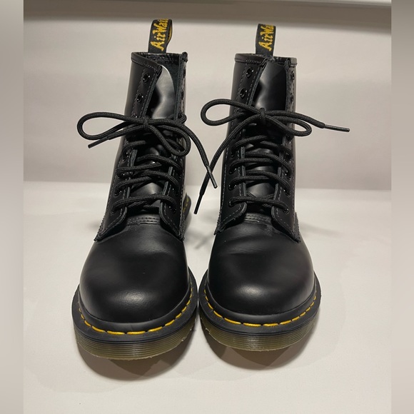 NEW DR.MARTENS 1460 women’s size (7.5) BLACK - Picture 5 of 6